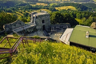 Zcenina hradu Toltejn - Luick hory
