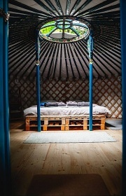 Yurt in the Wood - Glamping Hibojedy - Hvzda